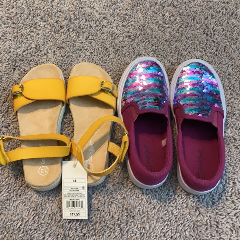 Girls slip on shoes/ sandals
